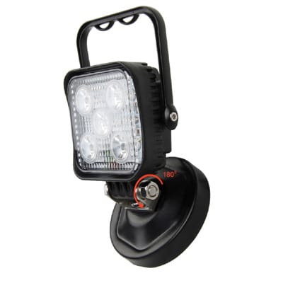 פנס עבודה LED נייד מגנטי עם ידית אחיזה בהספק 27W בתקן IP68 פנס עבודה נייד נטען למגוון רחב של שימושים כגון: אבטחה, שמירה, קמפינג,פנס נייד,פנס חילוץ,כלי שייט, או לכל שימוש אחר. פנס עבודה LED נייד מגנטי עם ידית אחיזה בהספק 27W בתקן IP68