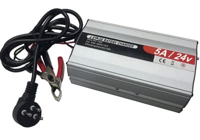 מטען למצבר 5A/24V טעינה בארבעה שלבים,לטעינה במתח של 24 וולט