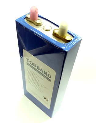 תא ליתיום במתח של 3.2V בהספק 20AH לשירשור ובנית מצבר ליתיום בכל מתח והספק Nano LiFePO4 Battery 3.2V 20AH