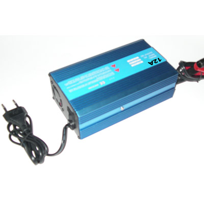 מטען למצבר 5A מיועד לטעינת מצברים 12 וולט  12V SP-5A
