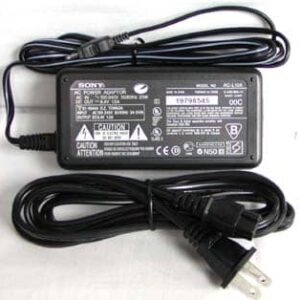 ספק כח מטען סוני לרוב המצלמות Sony AC-L10A  Adapter
