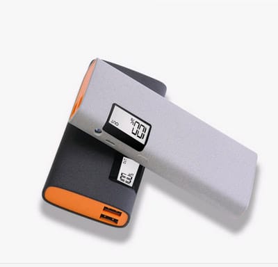 סוללה ניידת בעלת צג דיגיטלי 15000mAH למחשב טאבלט וסלולריים סמסונג, LG, אייפון ולכל מטרה
