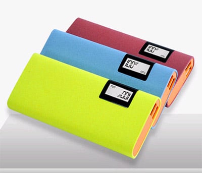 סוללה ניידת בעלת צג דיגיטלי 15000mAH למחשב טאבלט וסלולריים סמסונג, LG, אייפון ולכל מטרה