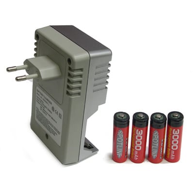 מטען ל- 3 סוגי סוללות + 4 סוללות 3000MAH AA מסוג Ni-Mh