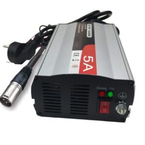 מטען קלנועית קיסר ולכל קלנועית במתח והפק של 24V 5A מטען חכם XLR הספק 5A