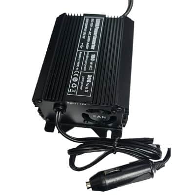 ממיר מתח איכותי 12V הספק 150 וואט 12V/150W Power Inverter כולל שקע USB הינע ממיר מהפך 12 וולט DC משקע מצת או ישירות מהצבר. לפלט של 220V AC בדיוק כמו החשמל בבית. מכשירים וציוד חשמלי במכונית הדורשות כוח AC. להפעלת מכשור חשמלי מדוייק ומכשור מבוסס טיימר .מדמה חשמל ביתי ברכב . ממיר מתח איכותי 12V הספק 150 וואט 12V/150W Power Inverter כולל שקע USB